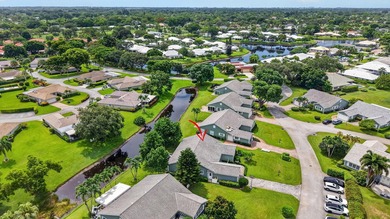 THIS BEAUTIFUL UPDATED 3 BEDROOM 2 BATH VILLA IS READY FOR A NEW - photo 48