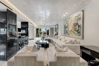 A rare opportunity to own the Crown Jewel of Quayside! This - photo 1