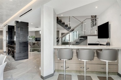 A rare opportunity to own the Crown Jewel of Quayside! This - photo 5