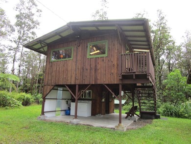 Two lovely well-kept homes for the price of one! Sturdy - photo 1