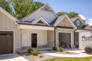 Lake Townhome/Townhouse For Sale in Grand Rivers, Kentucky