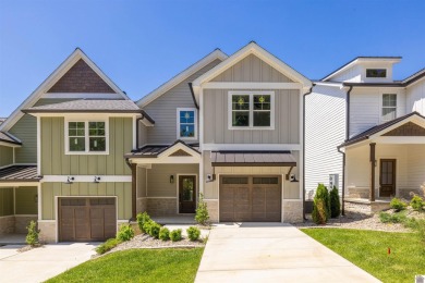 Lake Townhome/Townhouse For Sale in Grand Rivers, Kentucky