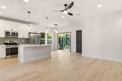 Experience the perfect blend of modern construction and timeless - photo 12