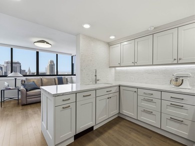 City living at its finest in the center of downtown Salt Lake - photo 16