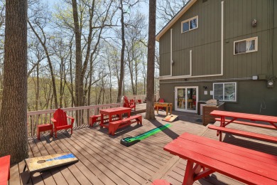 Mill Pond Home For Sale in Bushkill Pennsylvania