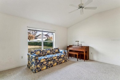 Virtually Staged. Welcome Home! Summertree is known for its - photo 22