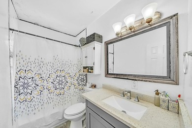 This beautifully maintained 3-bedroom, 1-bathroom home is - photo 22