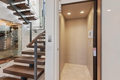 Absolutely exquisite newer built ocean front contemporary - photo 26