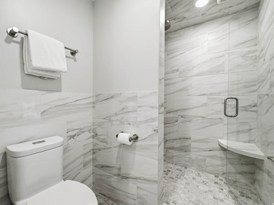 City living at its finest in the center of downtown Salt Lake - photo 34