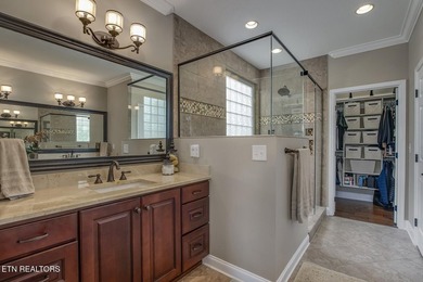 One of the most sought-after luxury villas in Rarity Bay, this - photo 36
