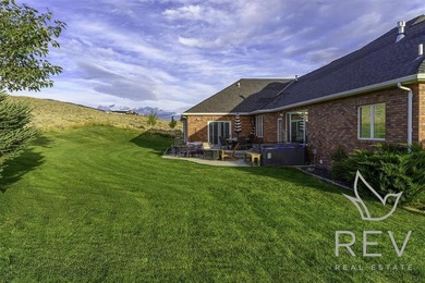 A rare opportunity to own a truly exceptional property that - photo 9