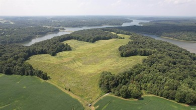 Discover this expansive ridge-top tillable farm, perfectly - photo 2