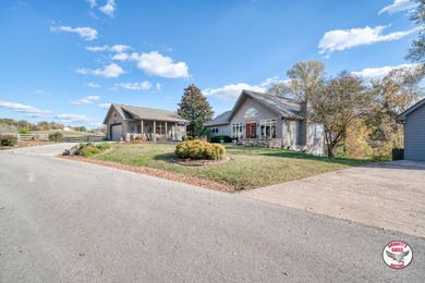 FOR SALE  LISTING PRICE $595,000  511 Mallard Pointe Dr. o - photo 2