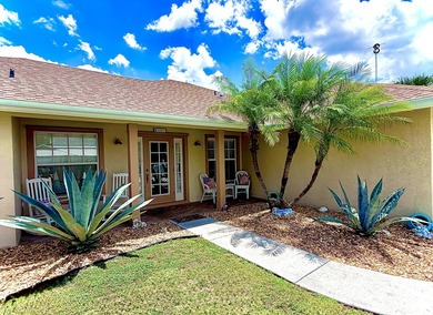 Welcome to this inviting three-bedroom, two-bathroom - photo 3