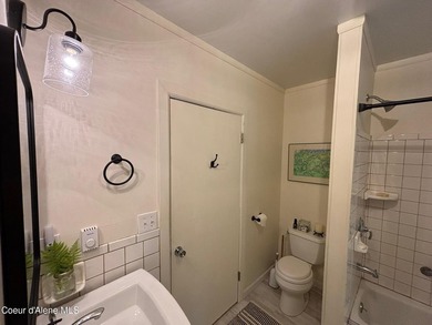 Seller is offering an incredible incentive by paying the annual - photo 19