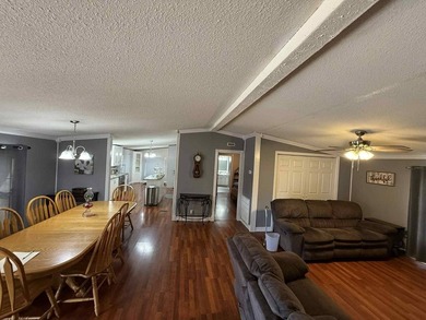 This three-bedroom, two-bathroom haven that has been beautifully - photo 25