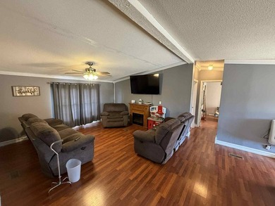 This three-bedroom, two-bathroom haven that has been beautifully - photo 28