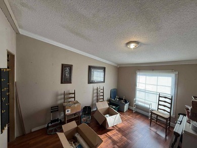 This three-bedroom, two-bathroom haven that has been beautifully - photo 37