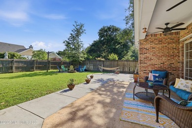 Beautiful 4BR/3BA home in desirable Bienville Place! This - photo 43