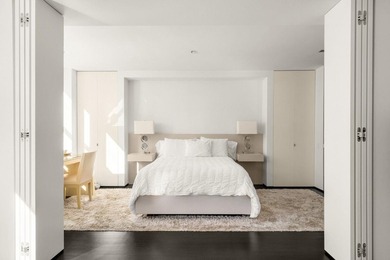 Park Avenue Sophistication with Hotel-Style Services at $525,000 - photo 3