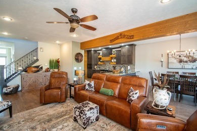 Lake living at its finest with this 3 bedroom, 4 bathroom 2 - photo 8