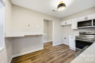 Freshly renovated and truly turnkey, this serene single-level - photo 9