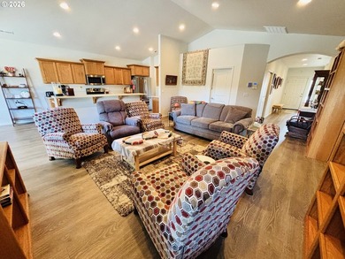 Newly built and thoughtfully designed with future potential in - photo 10