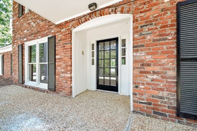 Tucked into the heart of highly desirable Green Island Hills - photo 2