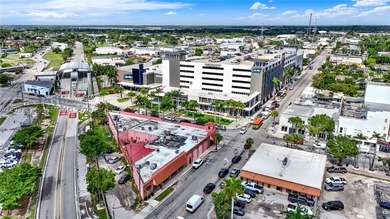 Investment Opportunity - Fully Leased Retail Center in Downtown - photo 7