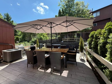 1st floor: Open-concept layout with a combined kitchen and - photo 22