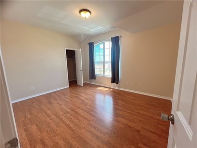 **Seller is offering a significant price reduction-don't miss - photo 25