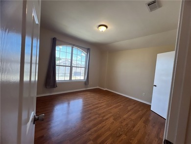 **Seller is offering a significant price reduction-don't miss - photo 28