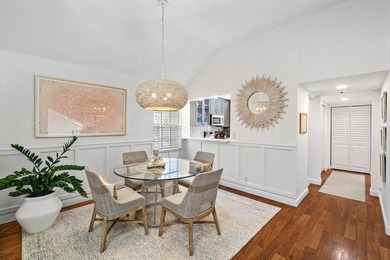 Stunning renovated 2BR/2BA condo in the heart of Boca Raton - photo 8