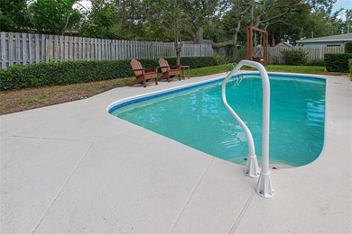 Welcome home to this fantastic 3-bedroom, 2-bathroom, 2-car - photo 3