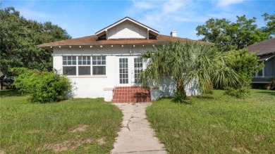 Lake Home For Sale in Sebring, Florida