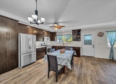 Welcome to this beautifully constructed 3-bedroom, 2-bath home - photo 4