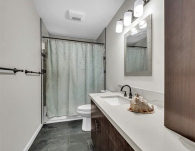 Welcome to this beautifully constructed 3-bedroom, 2-bath home - photo 9