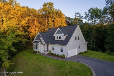 Lake Home Sale Pending in East Stroudsburg, Pennsylvania
