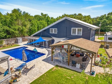 Seller offering $10k toward buyer closing costs, prepaids, or a - photo 11