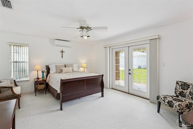 Welcome to this immaculate, custom-built, home located in the - photo 14
