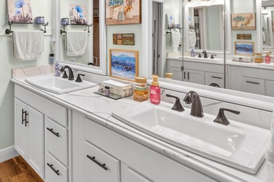 Seller offering $10k toward buyer closing costs, prepaids, or a - photo 28