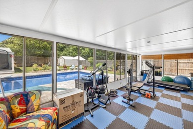 Seller offering $10k toward buyer closing costs, prepaids, or a - photo 34
