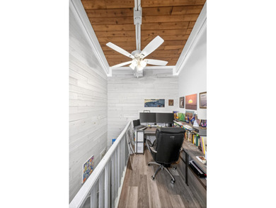 Seller offering $10k toward buyer closing costs, prepaids, or a - photo 36