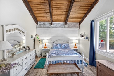 Seller offering $10k toward buyer closing costs, prepaids, or a - photo 45