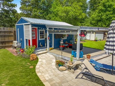 Seller offering $10k toward buyer closing costs, prepaids, or a - photo 49