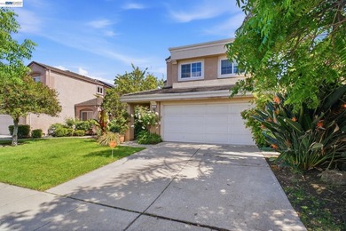 This lovely Single family KB home tucked away in the highly - photo 2