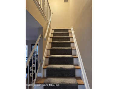 LOCATION, LOCATION!! THIS ONE FAMILY EXTRA WIDE END-UNIT - photo 13
