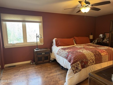 LOCATION, LOCATION!! THIS ONE FAMILY EXTRA WIDE END-UNIT - photo 14