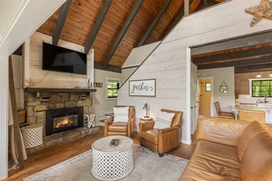 Experience elevated mountain living in this beautifully restored - photo 20