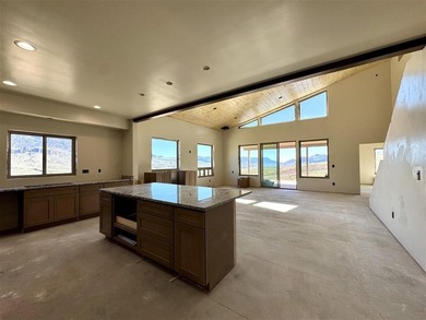 *NEW CONSTRUCTION* MOUNTAIN HOME located in the majestic Wapiti - photo 3